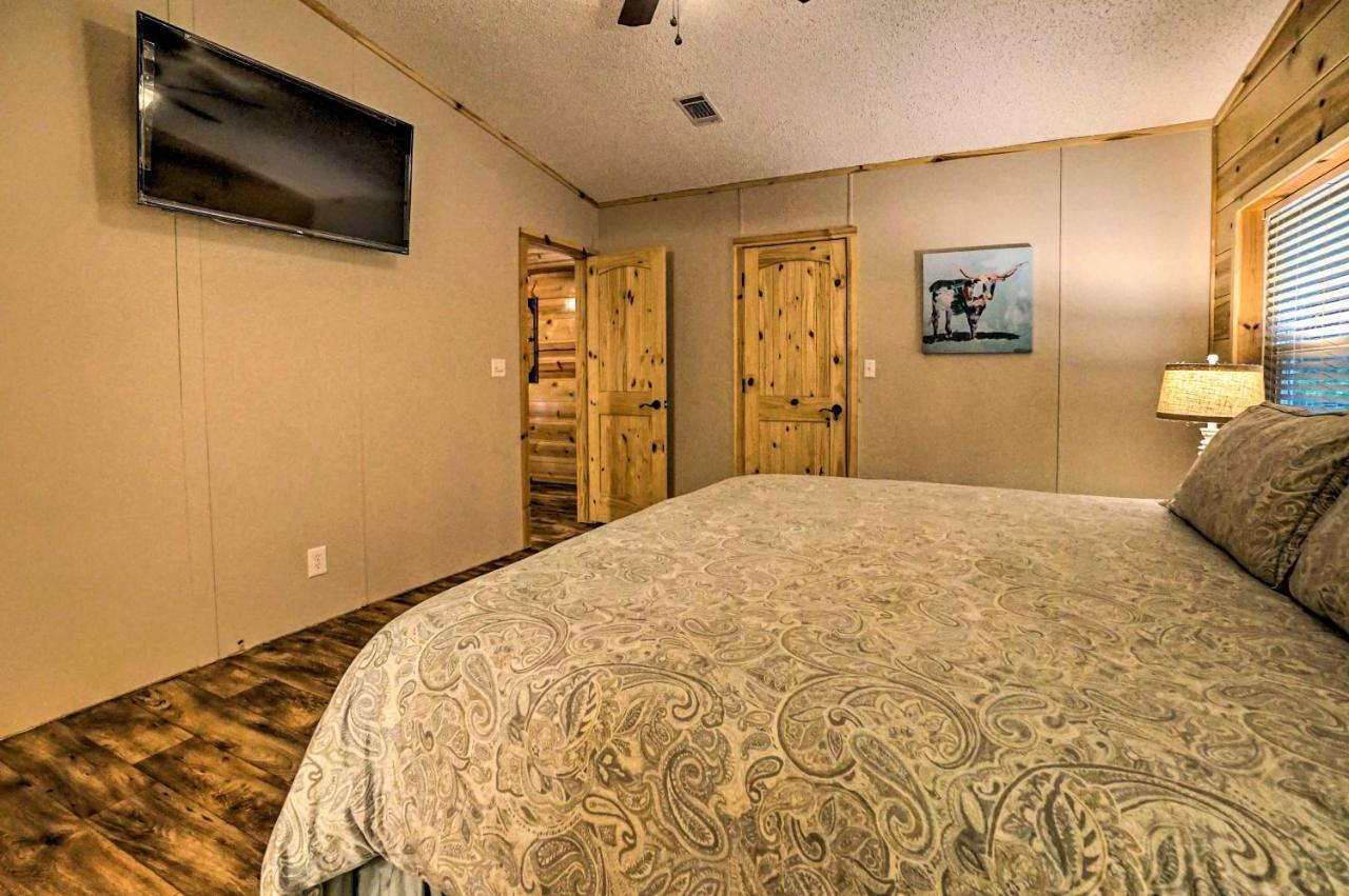 Broken Bow Oasis Hot Tub, Fire Pit And Patio Villa Luaran gambar