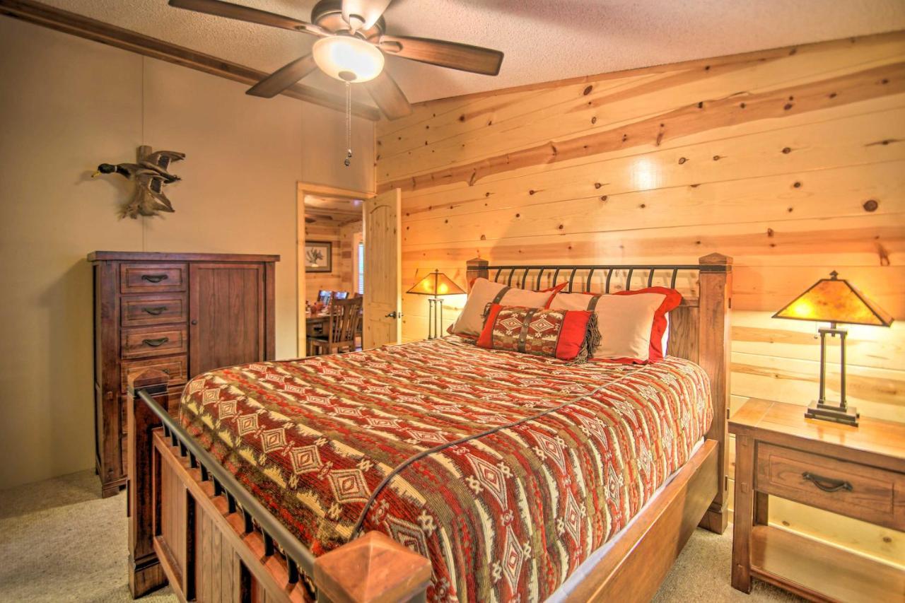Broken Bow Oasis Hot Tub, Fire Pit And Patio Villa Luaran gambar